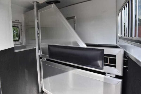 2020 Lakota Colt 8209SO 2 Horse Trailer with 9' Short Wall - Image 18